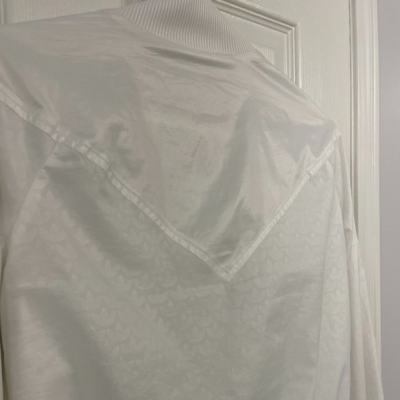 Adidas women's white 3-stripes jacket with holographic logo print - Picture 6 of 10